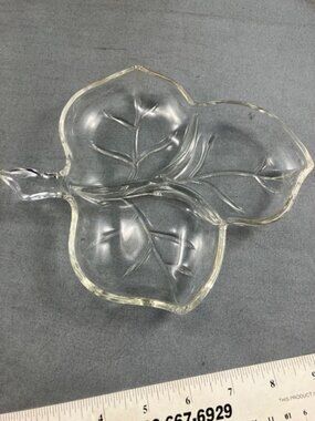 Vtg Hazel Atlas Leaf Shaped 3 Section Divided Glass Serving Dish Nut Candy